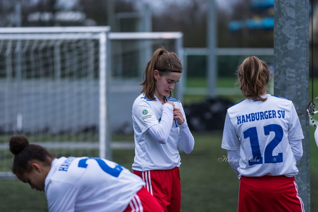 Bild 102 - wBJ Hamburger SV - Holstein Kiel : Ergebnis: 3:2